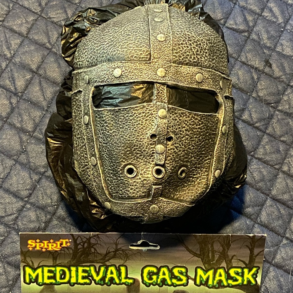 Medevil Vinyl mask